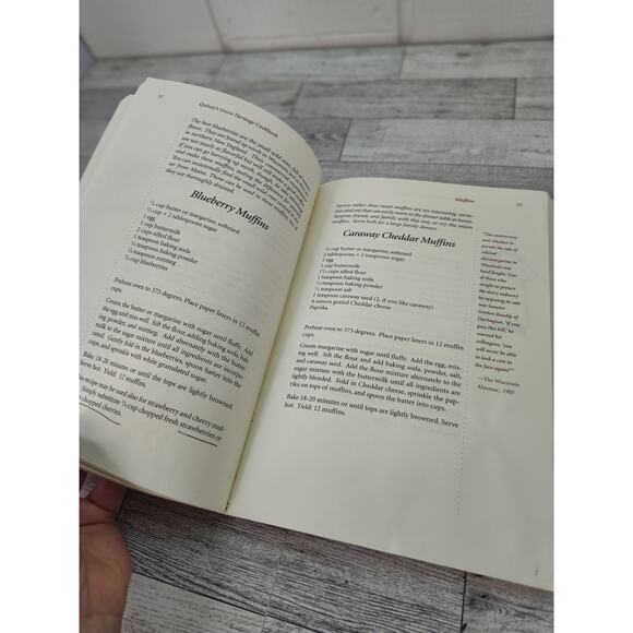 Quiveys Grove Heritage Cookbook Margaret Guthrie 1994 1st Edition 1st Print USED - Picture 15 of 16